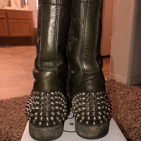 Steve Madden boots - Picture 2 of 5